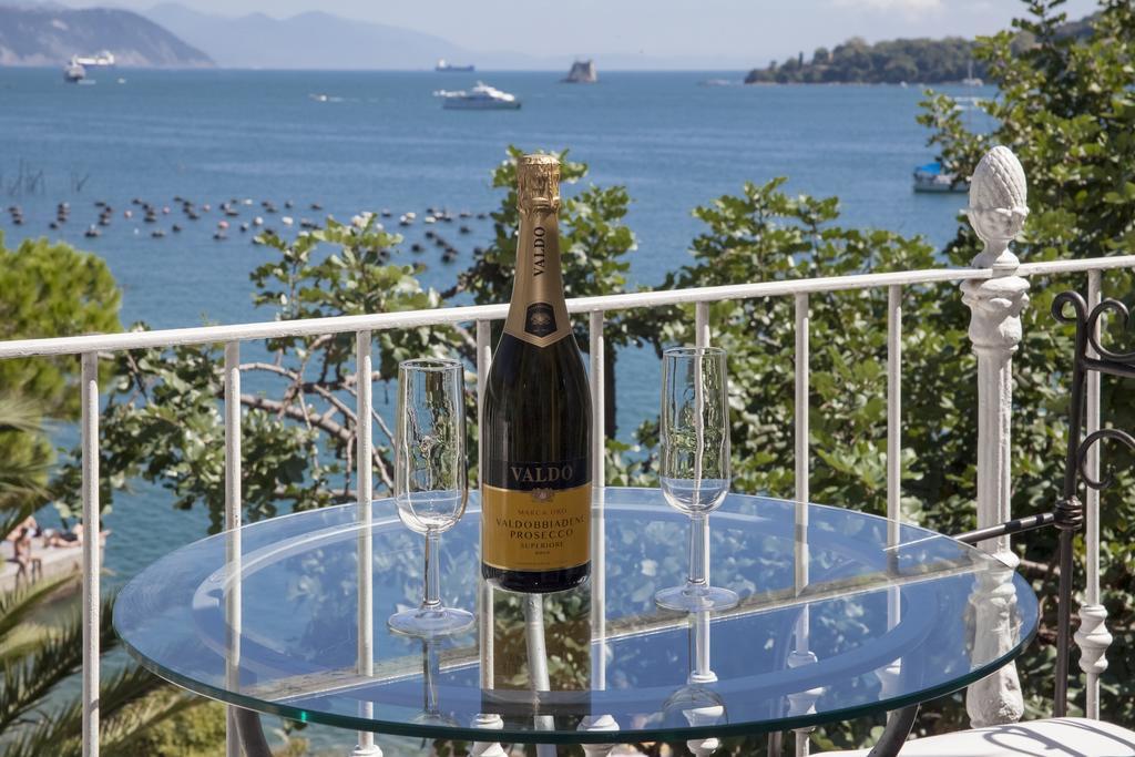 Holiday Home Fiorita Porto Venere Pokoj fotografie